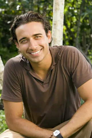 Portrait of Alex Angarita