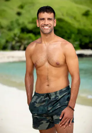 Portrait of Ronnie Bardah