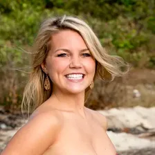 Julia Sokolowski portrait